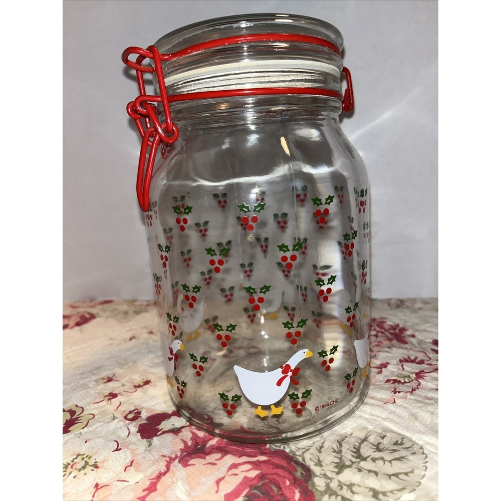 Vtg 1984 Anchor Hocking Chain Christmas Goose With Holly  Jar Canister, 7 7/8"